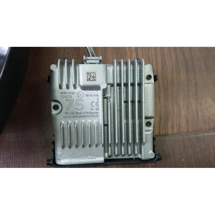 トヨタシエンタDAA-NHP170G フロントカメラ 88181-52070 シエンタ(NSP170G)純正 フロントカメラ 88181-52070 レーザーレーダー