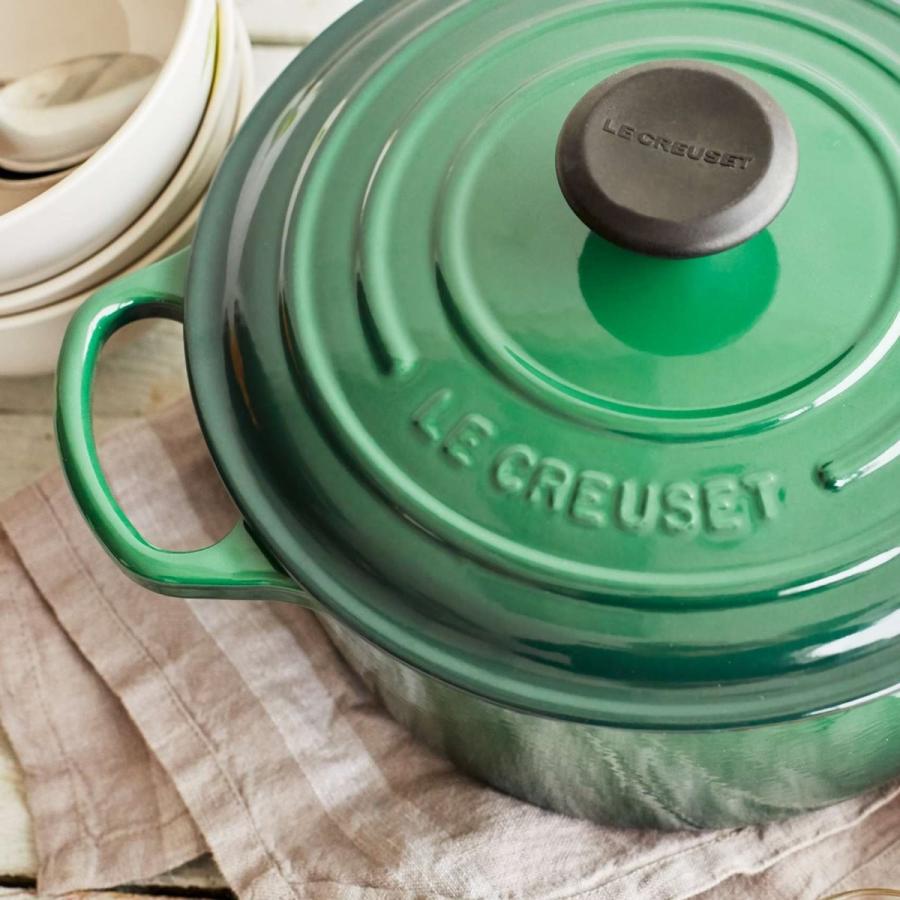新品 LE CREUSET ル・クルーゼ オーバル型 トリベット グリーン Le Creuset（ル・クルーゼ） シグネチャー ジュニパー ラウンド