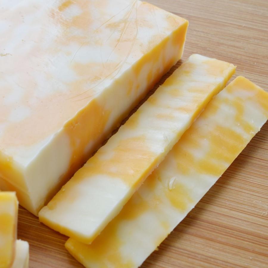 コルビージャックチーズ 約７２０g前後 アメリカ産 ナチュラルチーズ クール便発送 Colby Jack Cheese チーズ料理 3 Akt8 通販 Yahoo ショッピング