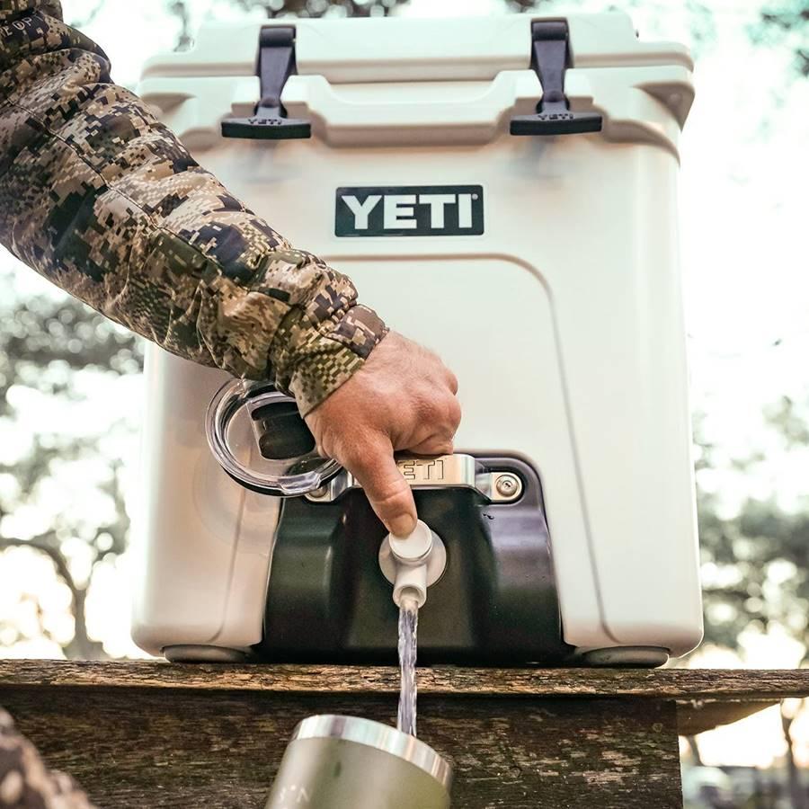 イエティ ウォータークーラー ホワイト ウォータージャグ ウォータータンク ディスペンサー キャンプ 釣り 約22.7L 大容量 YETI