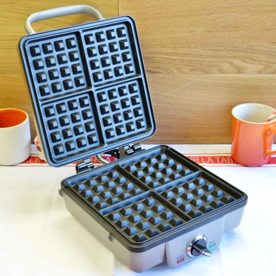 クイジナート ワッフルメーカー 4枚焼 パンケーキプレート付 Cuisinart WAF300 Belgian Waffle Maker