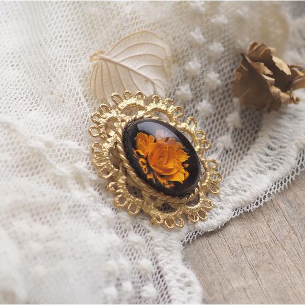 天然琥珀アンティークデザインカメオペンダント・ブローチ 送料無料 厚