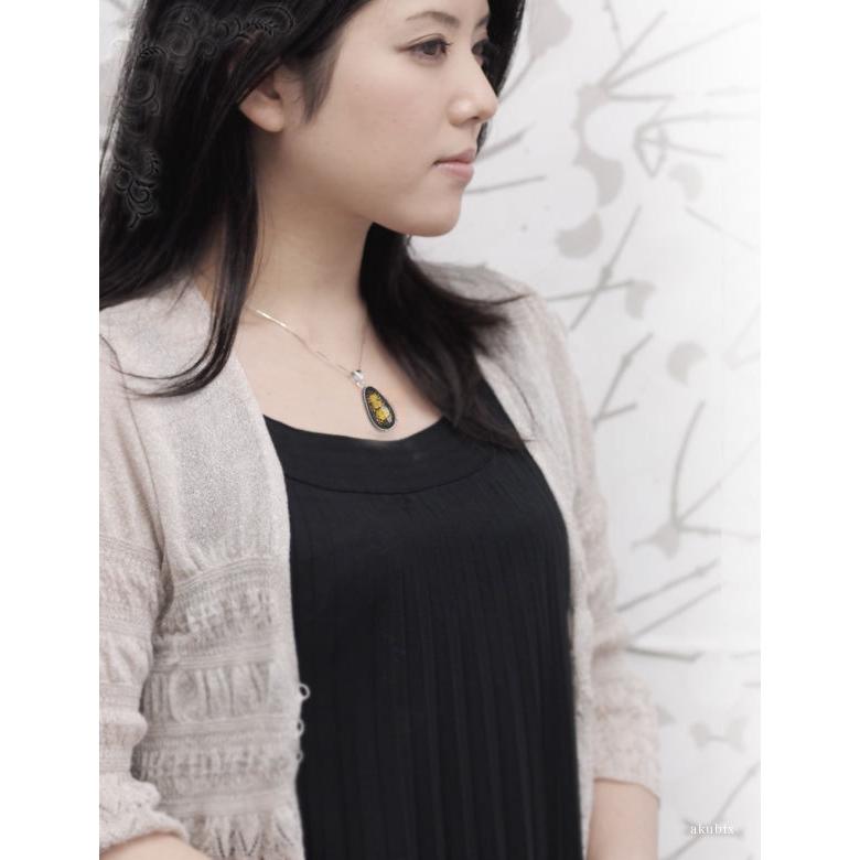 カメオ琥珀ペンダント・ネックレス 送料無料 アンティーク