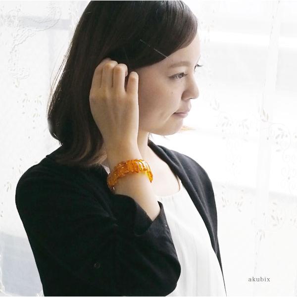 天然琥珀ブレスレット 送料無料 ポーチ付き 天然石