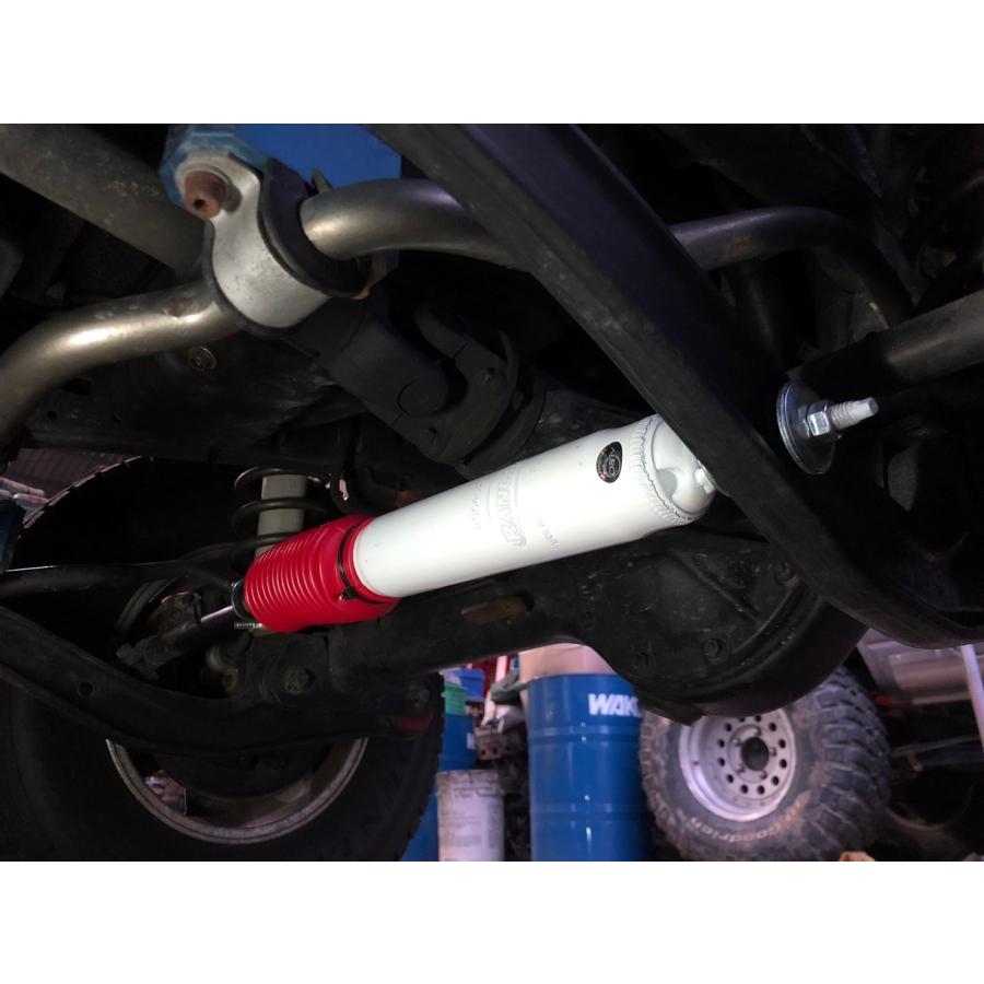 送料無料 ジムニーJB23系 ステアリングダンパーRANCHO