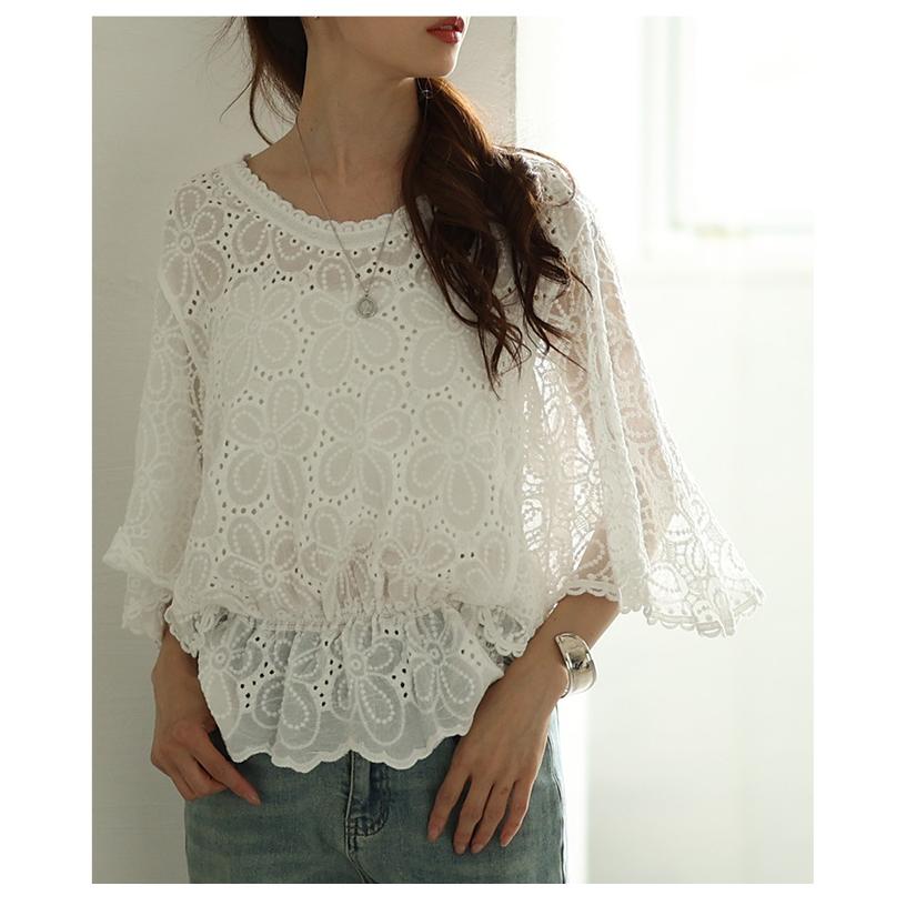 レディース トップス ブラウス 夏服 シャツ ホワイト 5分袖 花柄 刺繍 レース ドルマン ペプラム 綿 大人可愛い きれいめ 30代 40代 50代 女性 サワアラモードの画像