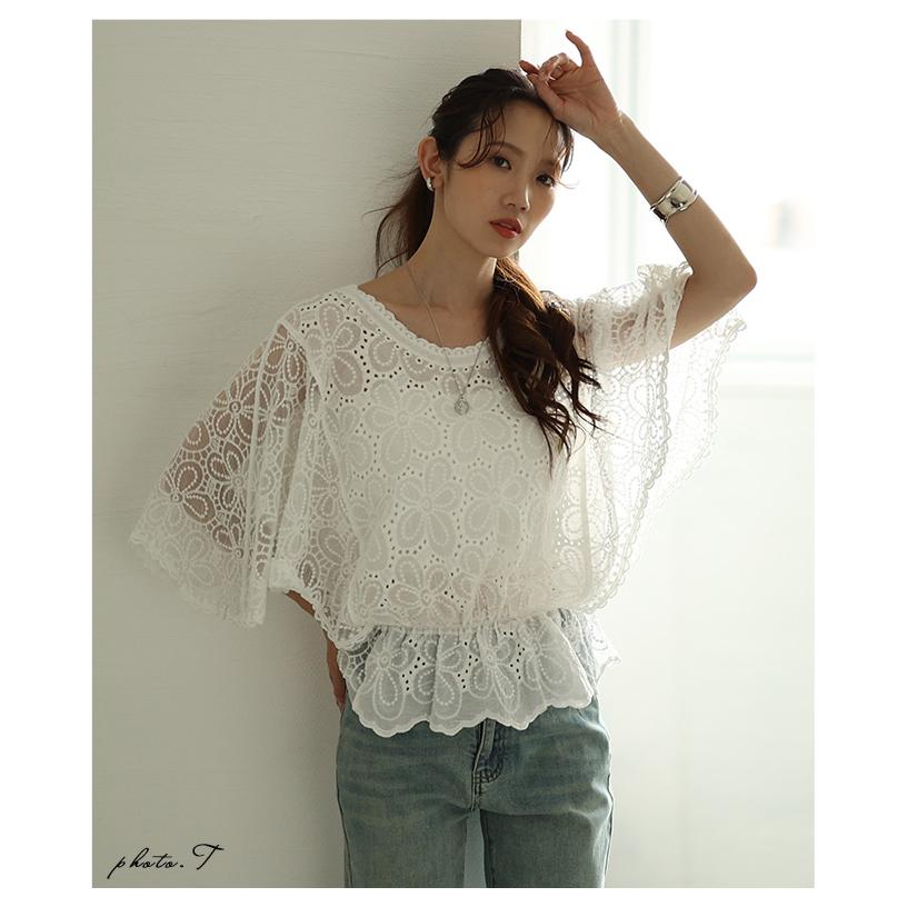 レディース トップス ブラウス 夏服 シャツ ホワイト 5分袖 花柄 刺繍 レース ドルマン ペプラム 綿 大人可愛い きれいめ 30代 40代 50代 女性 サワアラモードの画像