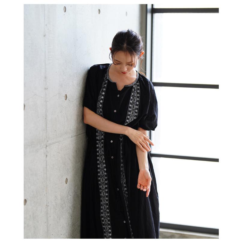 レディース ワンピース ブラック 黒 夏 夏服 半袖 5分袖 パフスリーブ ロング 刺繍 インド綿 コットン 大人可愛い きれいめ 30代 40代 50代 女性 イベントセールの画像