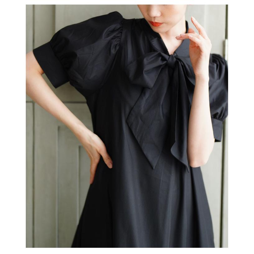 黒のパフスリーブロングワンピース Lace Ladies（レースレディース） スクエアネック パフスリーブ ロング