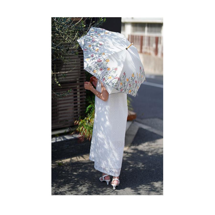 レディース 小物 日傘 傘 ファッション雑貨 刺繍 オフホワイト 花柄 晴雨兼用 UVカット99.9％ 遮光 大人可愛い 大人 可愛い 30代 40代 50代 60代 サワアラモードの画像