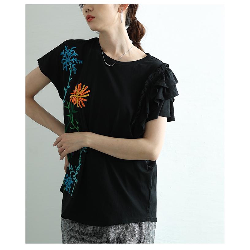 レディース トップス カットソー Tシャツ ブラック 黒 ホワイト 半袖 花柄 刺繍 コットン フリル 大人可愛い 大人 可愛い 30代 40代 50代 60代   イベントセールの画像