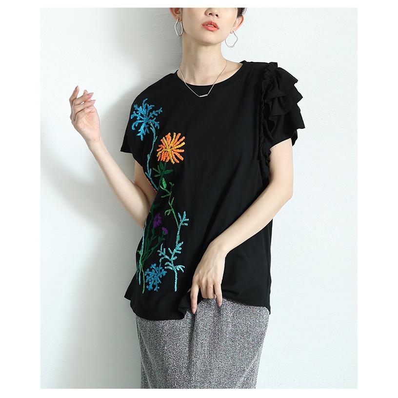 レディース トップス カットソー Tシャツ ブラック 黒 ホワイト 半袖 花柄 刺繍 コットン フリル 大人可愛い 大人 可愛い 30代 40代 50代 60代   イベントセールの画像