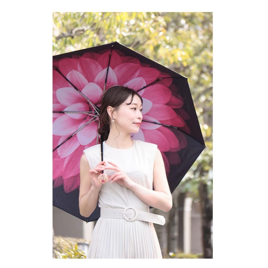 【新品未使用】黒とピンク紫の花柄刺繍 折りたたみ日傘 送料無料】 完全遮光日傘（晴雨兼用）ミニ折りたたみ日傘 50cm