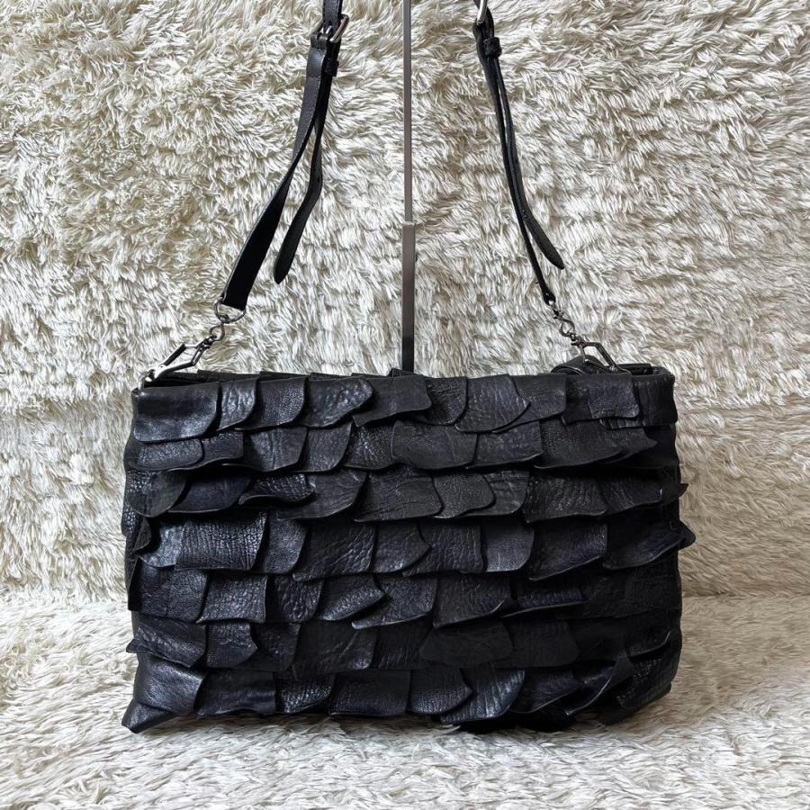 miu MIUMIU ミュウミュウ ショルダーバッグ フリル レザー ブラック 