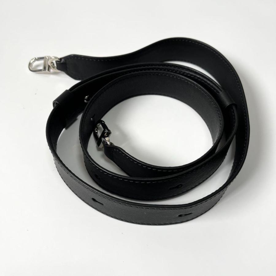 カミーユフォルネ　ミディ トート ユニ　2way　レザー　黒　ブラック　斜め掛け Camille Fournet カミーユフォルネ ミディ トート ユニ 2way