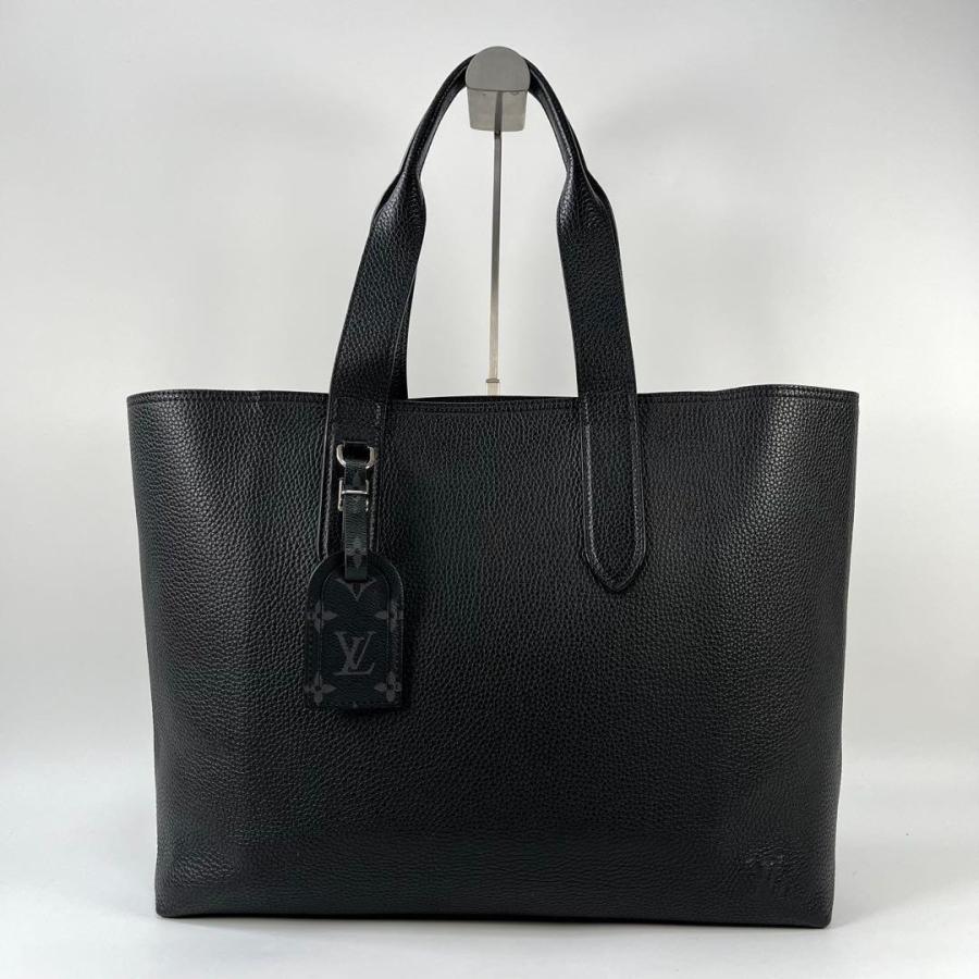 新品未使用 ルイヴィトン トリヨン カバヴォワヤージュ ブラック トートバッグ LOUIS VUITTON（ルイ・ヴィトン） トートバッグ カバヴォワヤージュ