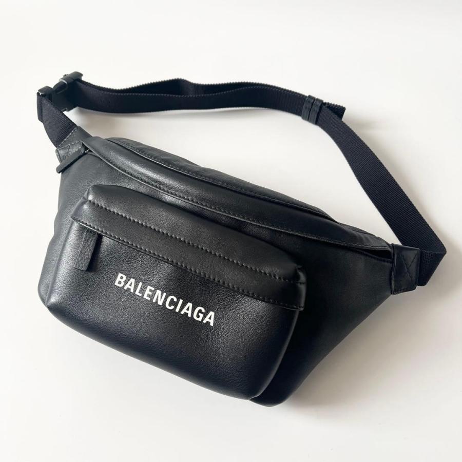 BALENCIAGA（バレンシアガ） エブリデイ ベルトバッグ レザー ブラック