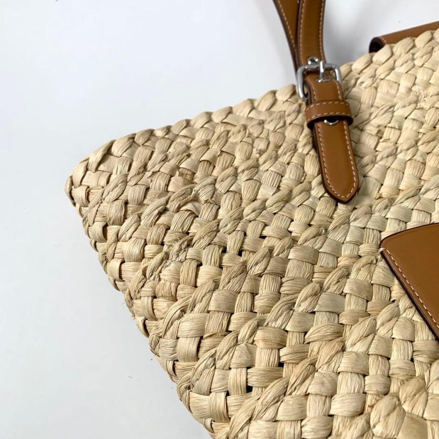 COACH（コーチ） ストロー ラージ トートバッグ かごバッグ ラフィア