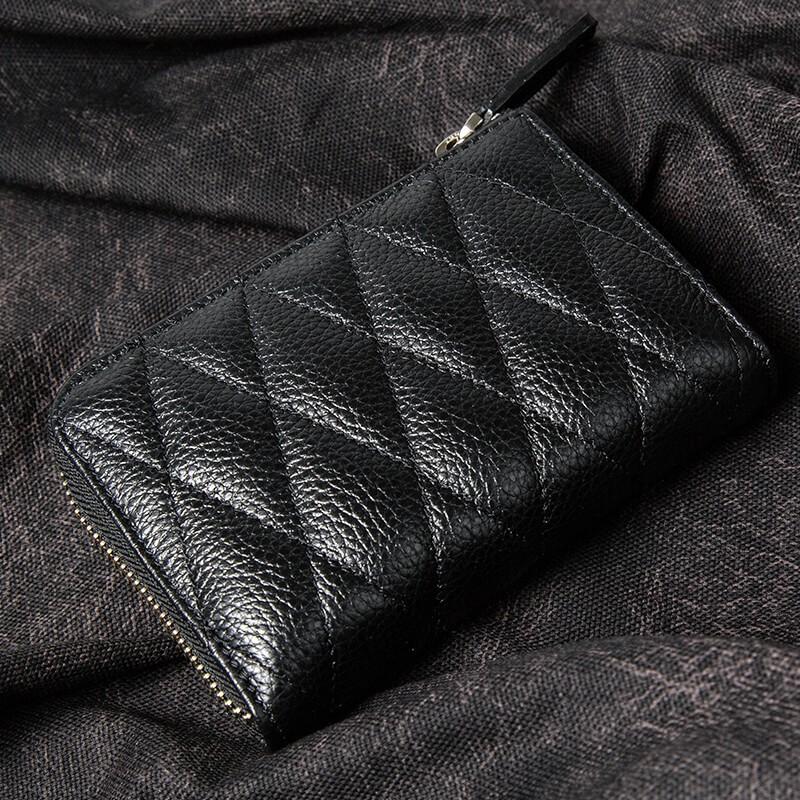 財布 二つ折り 折り財布 本革 キルティングレザー クロスモチーフ DEEP