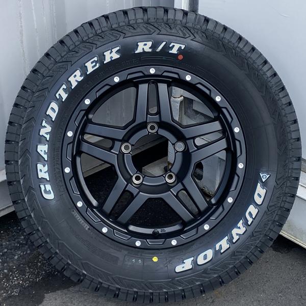 ダンロップ　GRANDTREK　215/70R16 2022年製　4本セット　9分山位？　8mm GRANDTREK ダンロップ 5本セット DUNLOP RT 215/70R16 225/70R16 235