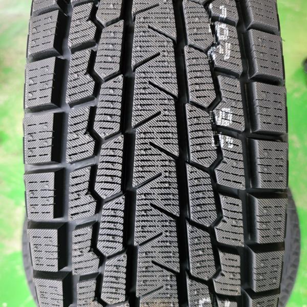 ice GUARD G075 215/70R16 タイヤホイール　デリカD5 アイスガード SUV G075 デリカD5 冬タイヤ スタッドレス 16インチ