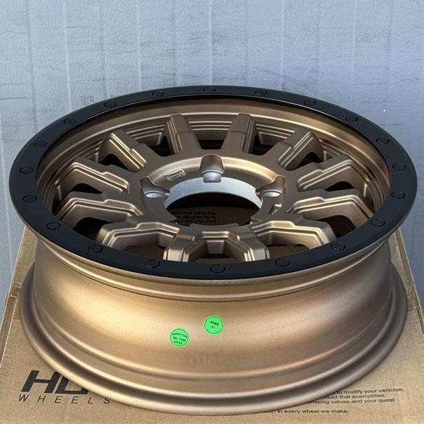 MONSTA TYRES ホワイトレタータイヤ！ MONSTA RT HYBRID 185/85R16