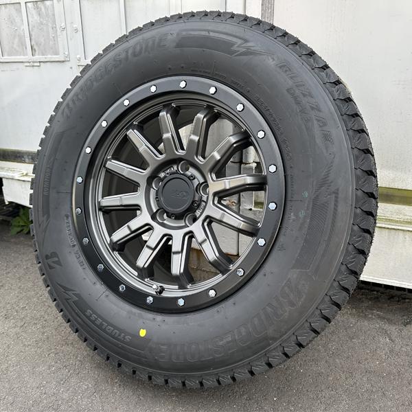 ブリザック 新品タイヤホイール4本セット スタッドレス 215/70R16 225