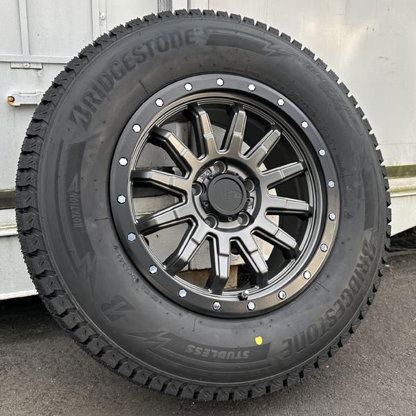 ブリザック 新品タイヤホイール4本セット スタッドレス 215/70R16 225