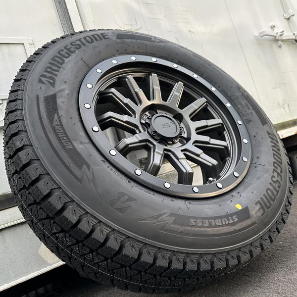 ブリザック 新品タイヤホイール4本セット スタッドレス 215/70R16 225
