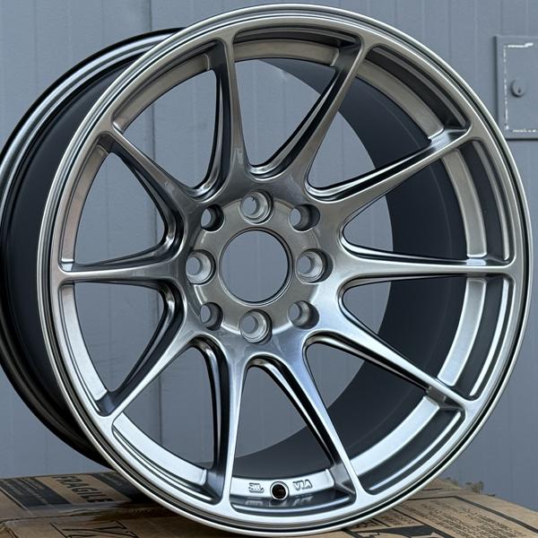 在庫限り 人気商品 新品 15×8.25J ±0 PCD 100 114.3 4穴 15インチ