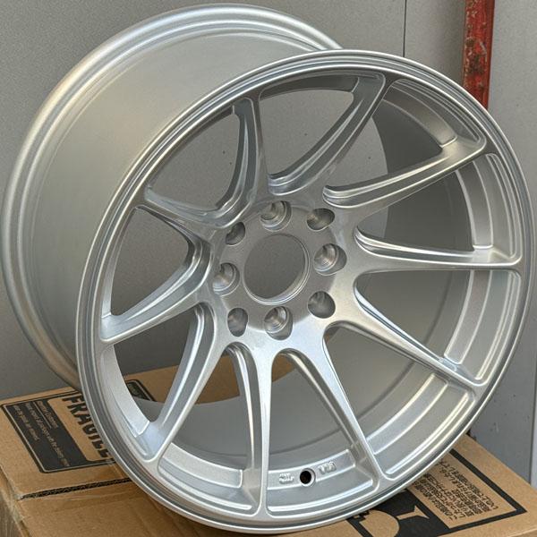 在庫限り 人気商品 新品 15×8.25J ±0 PCD 100 114.3 4穴 15インチ