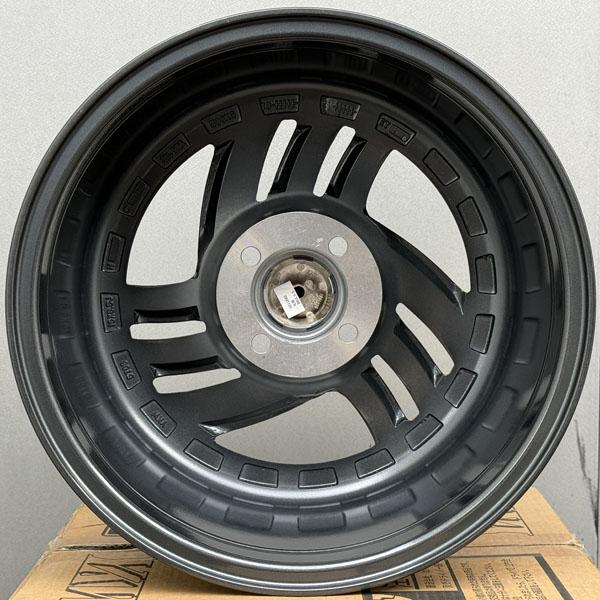 1セット限定入荷 新品 15×8.5J +10 PCD 100 4穴 15インチホイール 4本