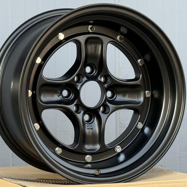 在庫限り 15×8J ±0 PCD 100 114.3 4穴 15インチ 4本セット 新品