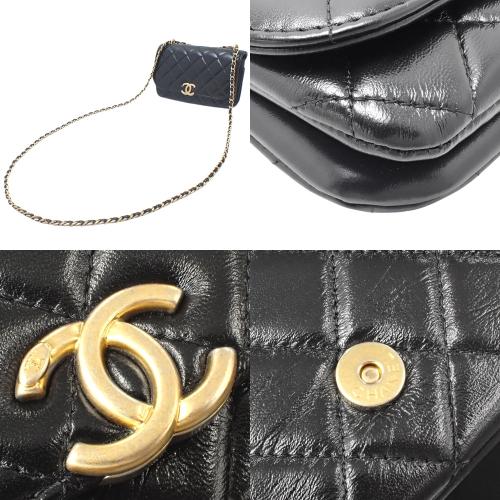 CHANEL（シャネル） マトラッセ フラップフォンケース チェーン