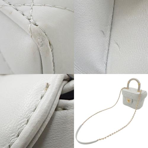 CHANEL(シャネル) マトラッセ バニティ チェーンショルダーバッグ ショルダーバッグ 2WAY 斜め掛け 肩掛け トップハンドル ラムスキン ライトグレー マットゴールド金具 AS3973 レディース 40802138759【中古】【アラモード】 CHANEL（シャネル） マトラッセ バニティ チェーンショルダーバッグ