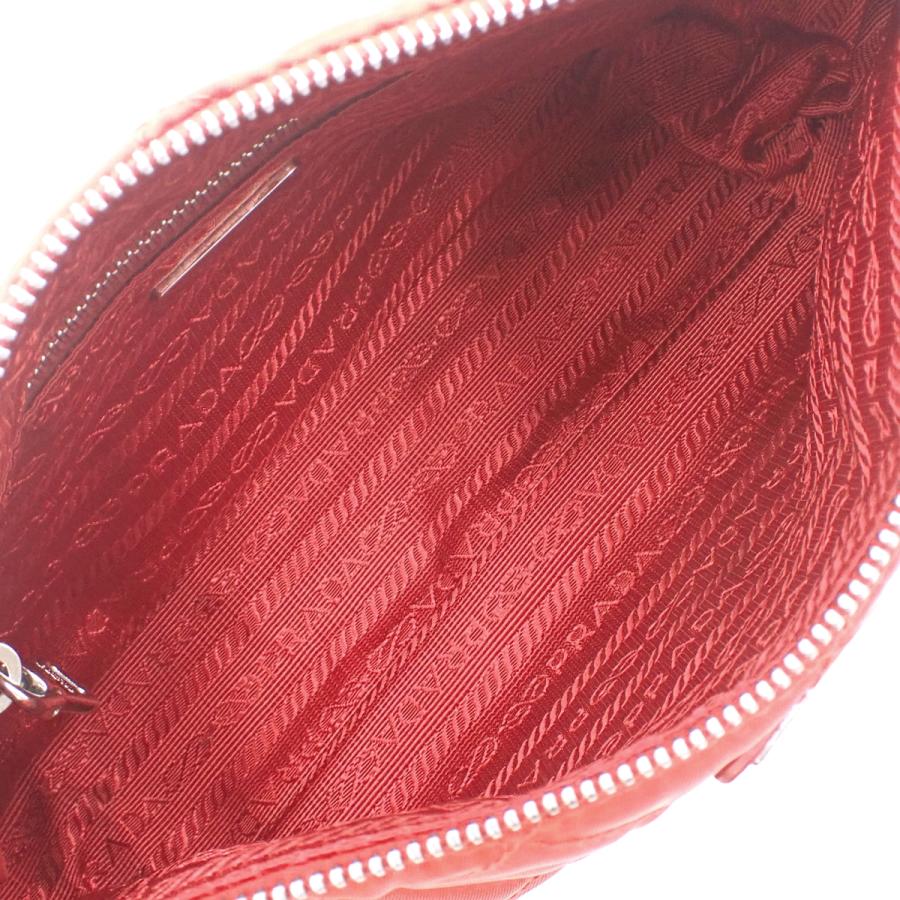 PRADA(プラダ) キルティング 2WAYバッグ ハンドバッグ ショルダー 肩掛け 斜め掛け ナイロン レッド赤 シルバー金具 1BH026 レディース 40802149968【中古】【アラモード】 PRADA（プラダ） キルティング 2WAYバッグ ハンド ショルダー 斜め掛け