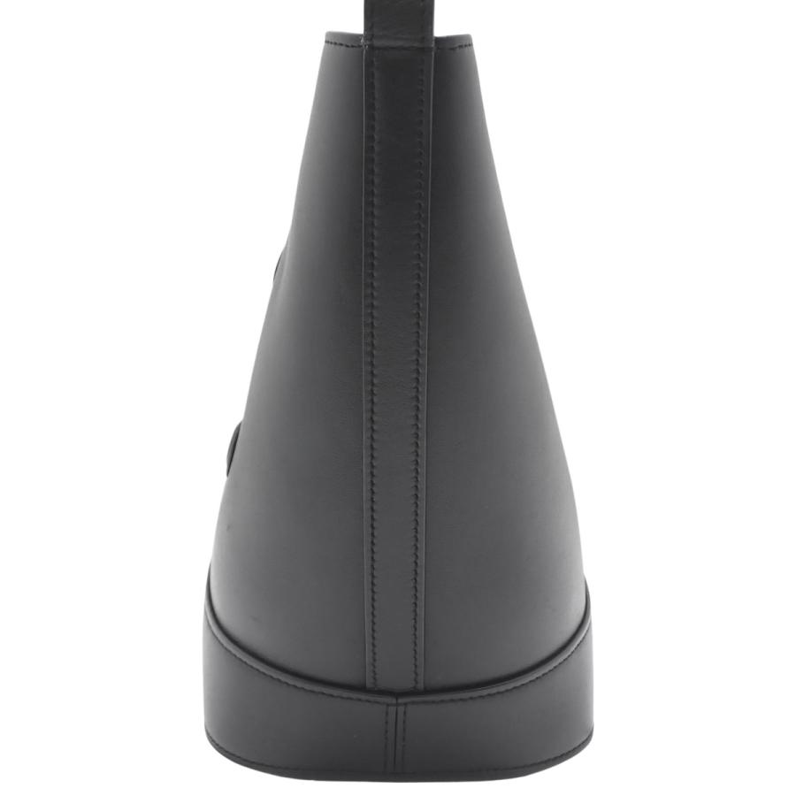 CELINE（セリーヌ） スモールバケット キュイル トリオンフ ショルダー