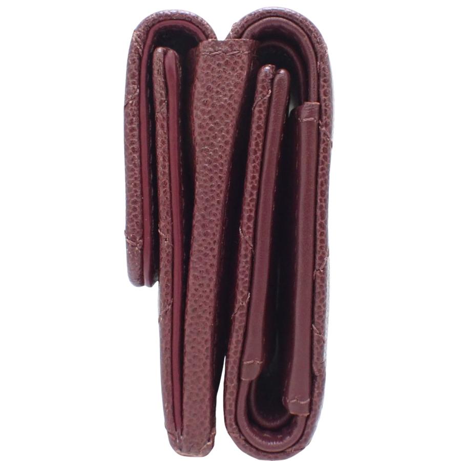 CHANEL（シャネル） マトラッセ ココマーク 三つ折り財布 コンパクト