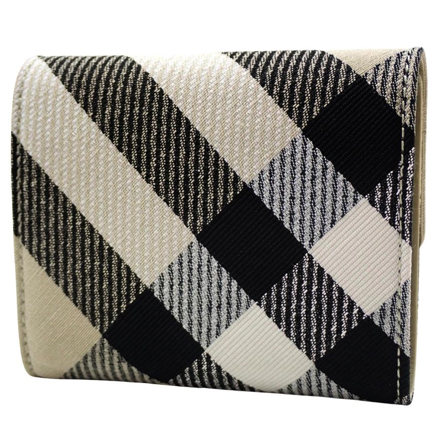 Burberry チェック柄 三つ折り財布　新品未使用 BURBERRY（バーバリー） チェック柄 三つ折り財布 コンパクト