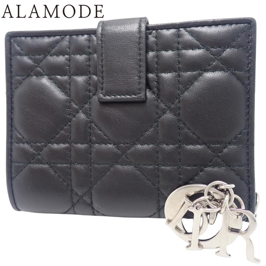 Dior(ディオール) カナージュ 二つ折り財布 コンパクトウォレット 2つ折り 小物 チャーム付き ラムスキン ブラック黒 シルバー金具 レディース 40802164278【中古】【アラモード】 Dior(ディオール) カナージュ 二つ折り財布 コンパクトウォレット