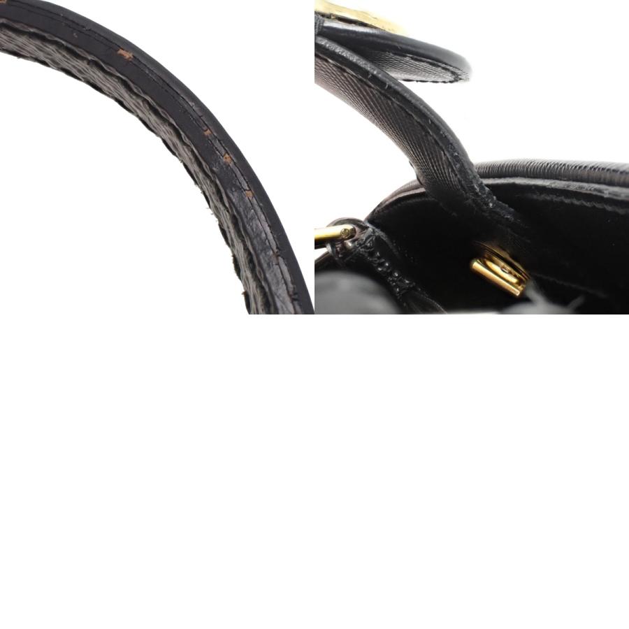 Salvatore ferragamoフェラガモハンドバッグ　ヴァラリボン　金具 Ferragamo(フェラガモ) ヴァラリボン 2WAYチェーンバッグ ハンド