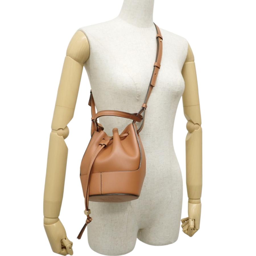 LOEWE(ロエベ) バルーンバッグ ミニ ハンドバッグ ショルダー 肩掛け アナグラム レザー ブラウン茶 A710P18X01 40802188346【アラモード】の画像
