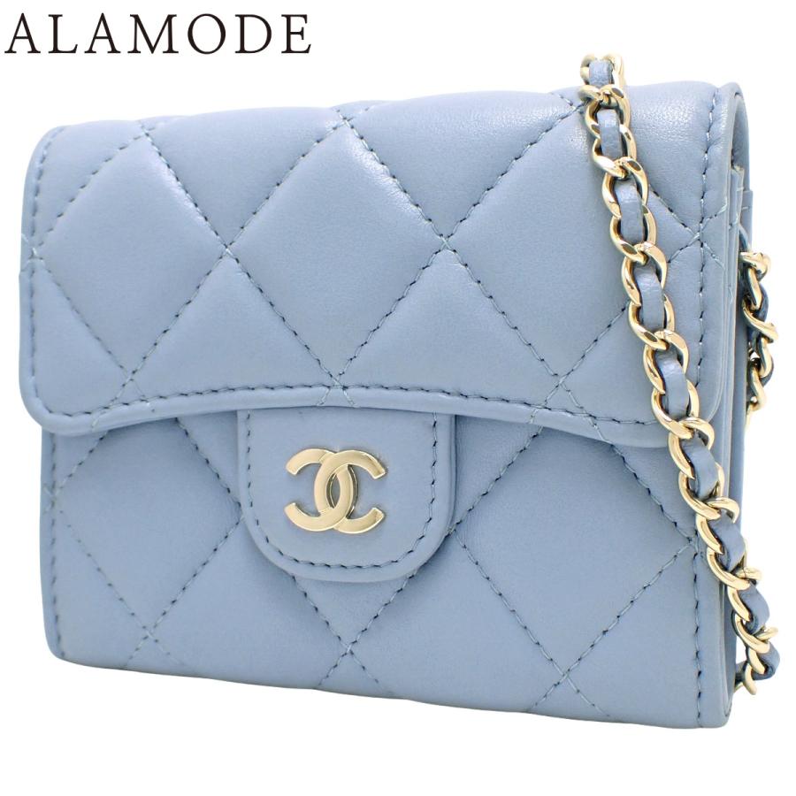CHANEL バッグ　ココマーク マトラッセ スウェード　ライトブルーグレー CHANEL（シャネル） マトラッセ ココマーク チェーンウォレット ミニ