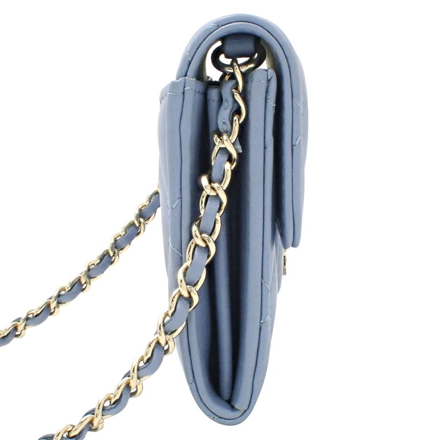 美品　CHANEL チェーンウォレット　正規品　ココマーク　ブルー CHANEL（シャネル） マトラッセ ココマーク チェーンウォレット ミニ