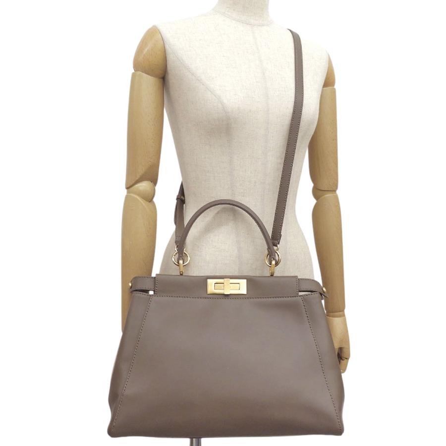 FENDI ピーカブー ハンドバッグ グレージュ FENDI（フェンディ） ピーカブー レギュラー ハンドバッグ 2WAY カーフ