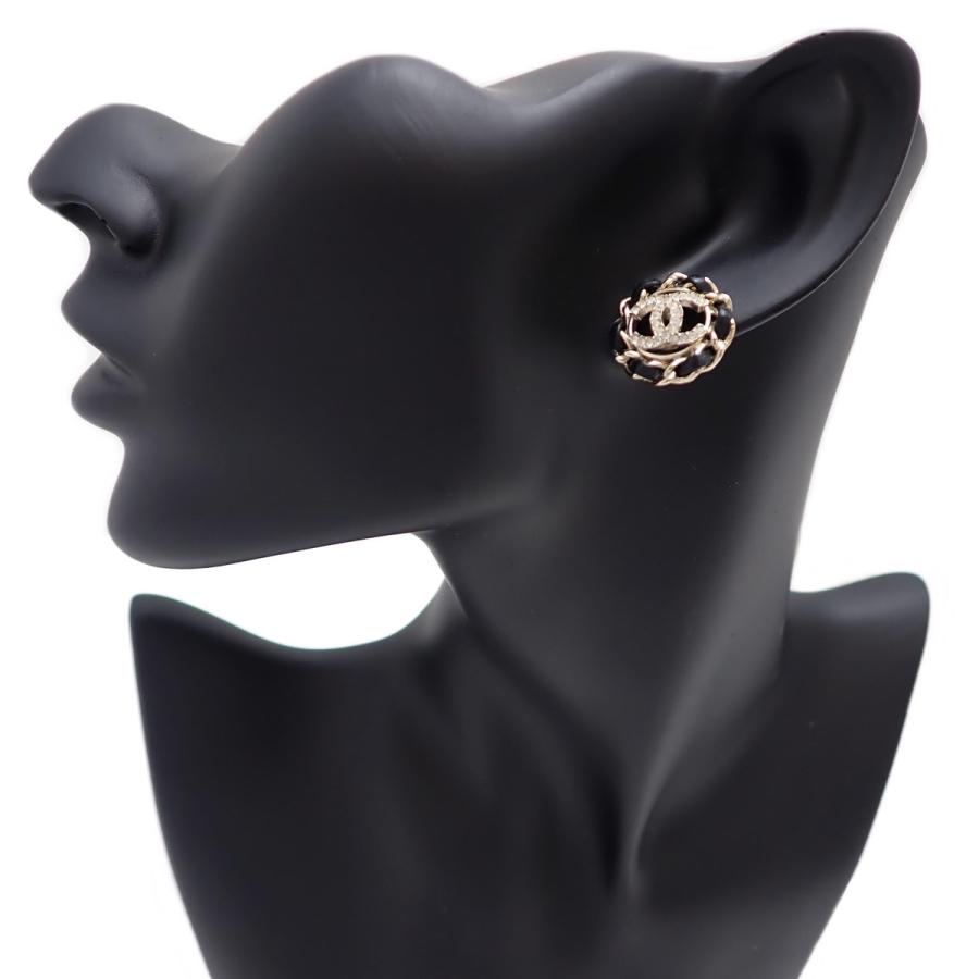 CHANEL（シャネル） ココマーク ピアス メタル(GP) レザー ライン