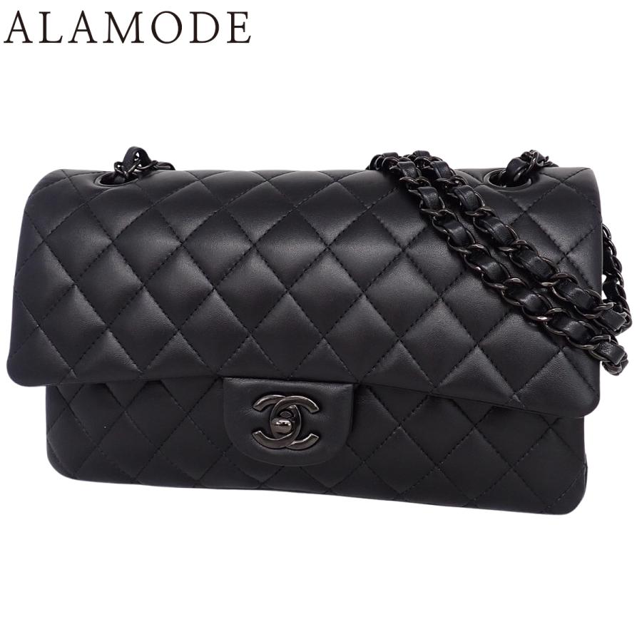 CHANEL（シャネル） マトラッセ ココマーク Wフラップ25