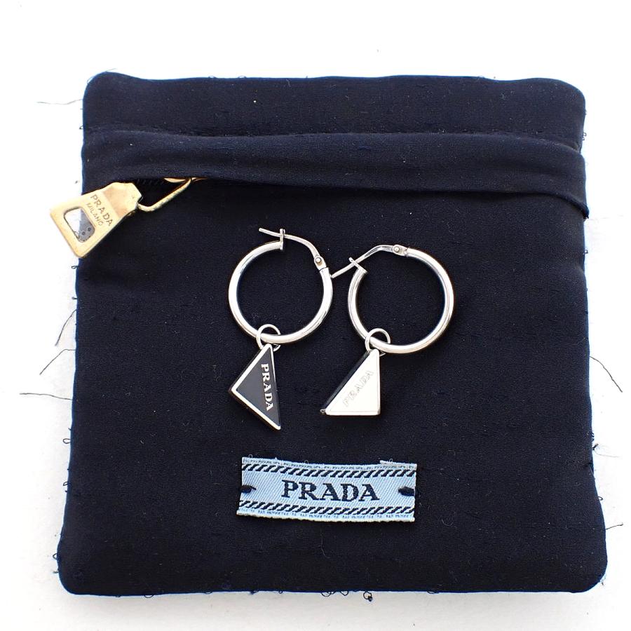 PRADA（プラダ） エナメル メタル ピアス シルバー SV925 ピアス