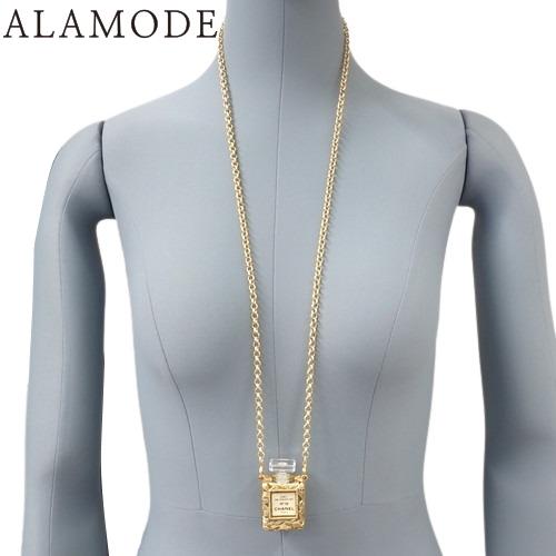 CHANEL(シャネル) No19 香水 ロングネックレス アクセサリー  