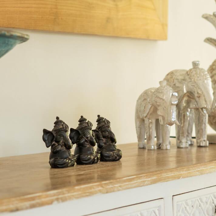 ガネーシャ（夢を叶える象）木彫　置物　インテリア ガネーシャ（夢を叶える象）木彫 置物 インテリア ガネーシャ